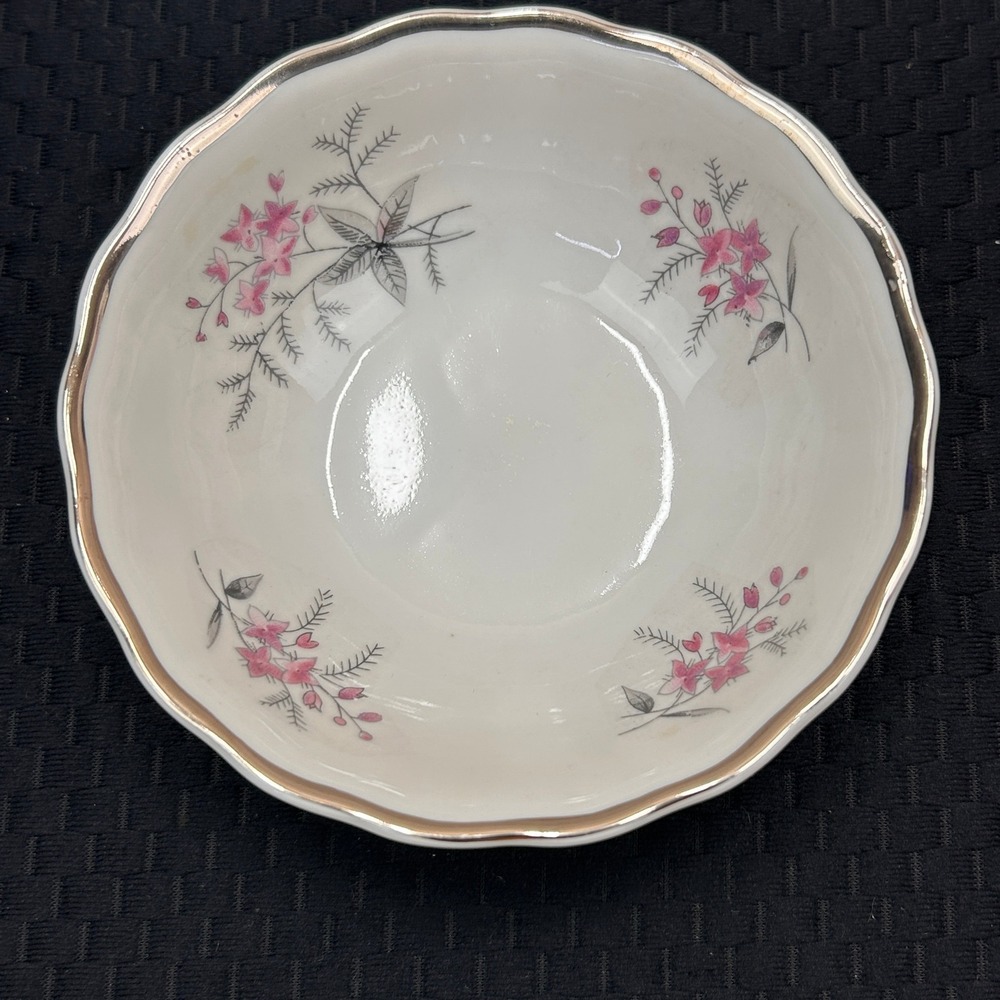 Favolina Karolina Jarolina Poland 3879 Fruit BowlSilver Scalloped‎ Floral 7